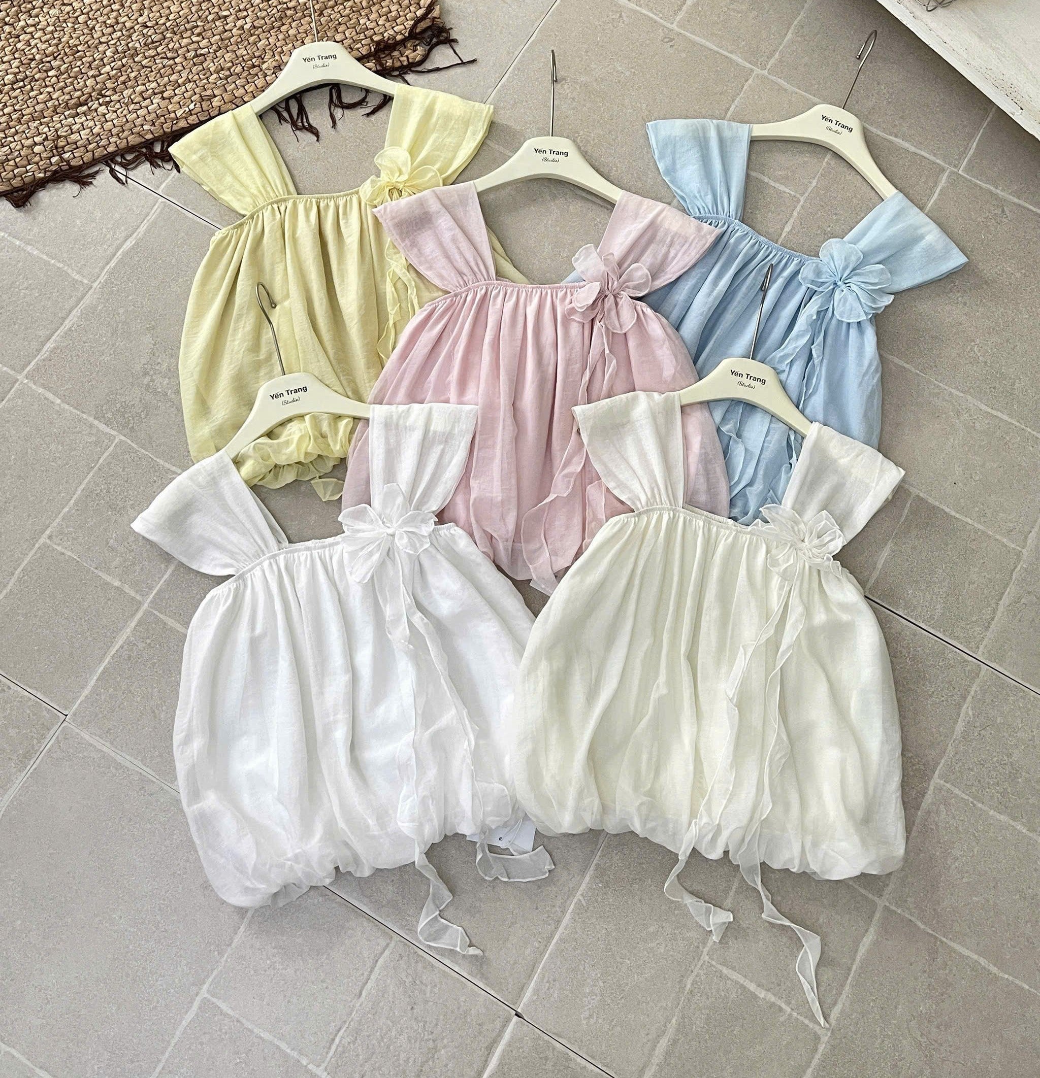 Women's Sweet Pastel Babydoll Top - Square Neck Bubble Blouse with 3D Corsage Floral Accent