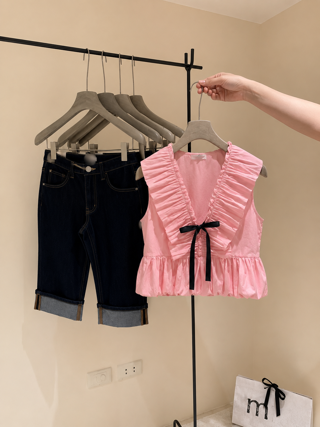 Women’s V-Neck Ruffle Trim Babydoll Blouse - Sleeveless Peplum Top with Contrast Front Tie Bow Accent