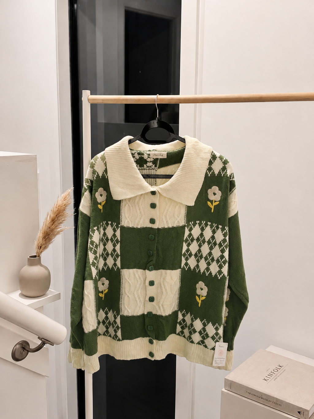 Retro Cottagecore Checkered Flower Knit Cardigan with Lapel Collar