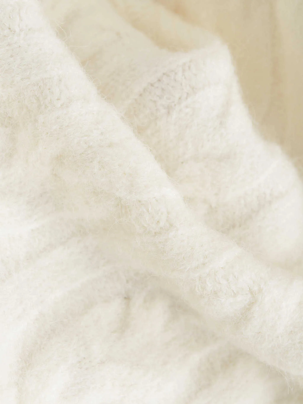 Classic V-Neck Cable Knit Cropped Cardigan Sweater in Cream White